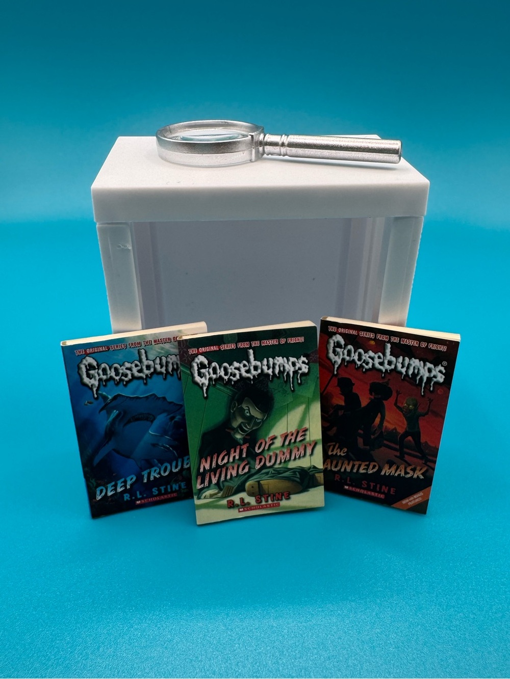 Zuru Mini Brands books series 2 Goosebumps Mini Book Set